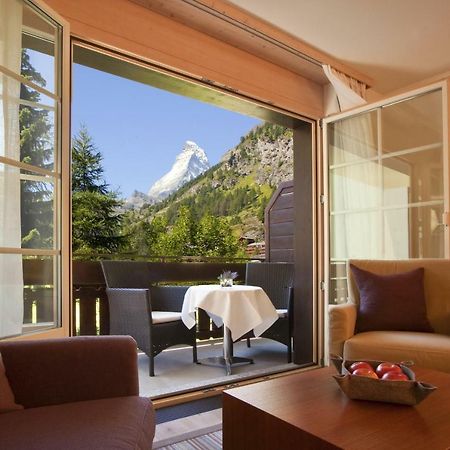 Mirabeau Alpine Hotel Zermatt Bagian luar foto