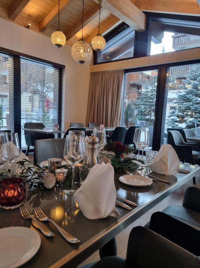 Mirabeau Alpine Hotel Zermatt Bagian luar foto